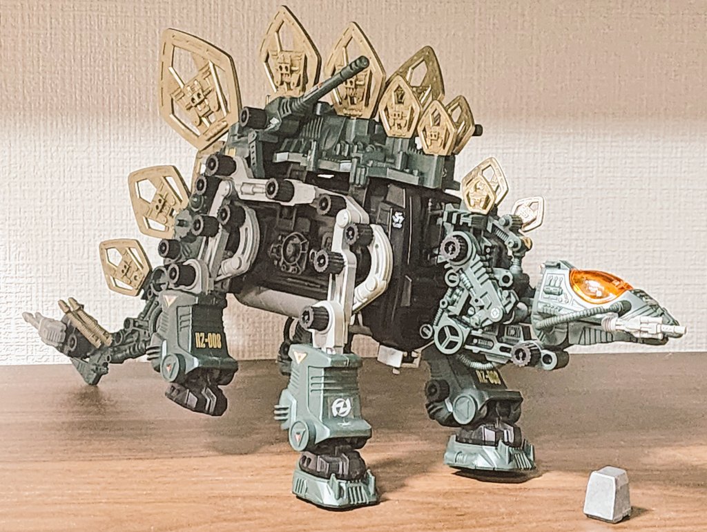 旧ゾイド13機目 RZ-008 ゴルドス 襲来…！！(完成品) 平成ゾイドだけど