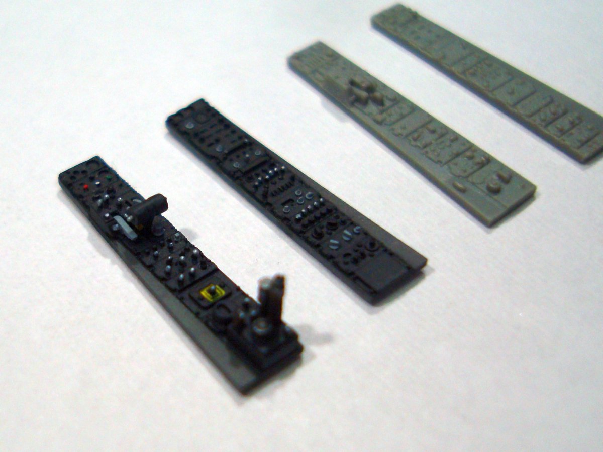 mosuke_models's tweet photo. サイドパネルを制作しました。フロントの経験から細かいスイッチは一体で出力して、比較的大きめのノブスイッチだけ別パーツで出力し植えてみました。
この方法が手間と見栄えのバランスが良さそうです。
#模型 #プラモデル #スケールモデル #scalemodels https://t.co/pjGDp2ED0g
