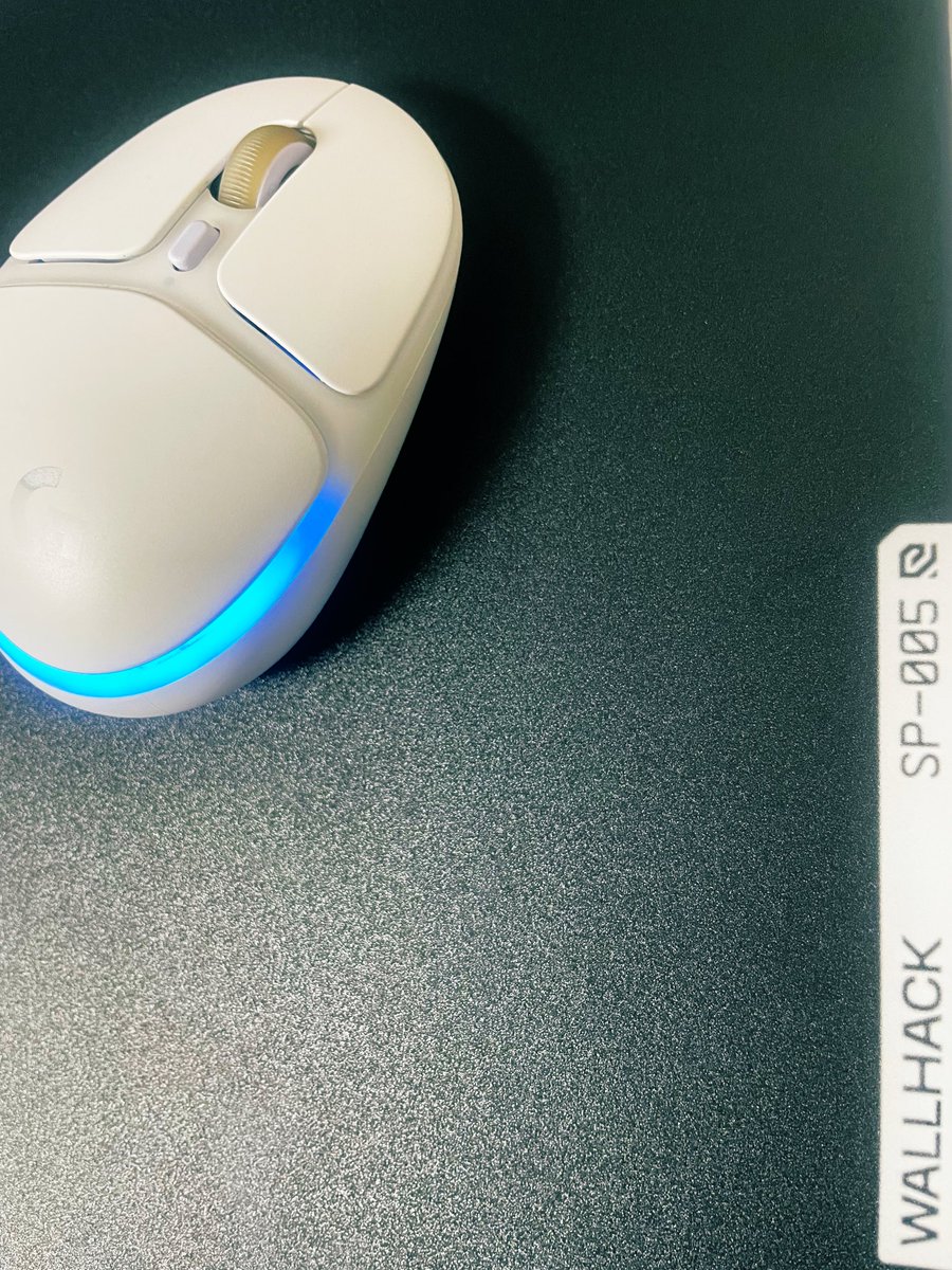 WALLHACK様(#WALLHACK_JP )より ガラス製マウスパッド「SP-005」を提供