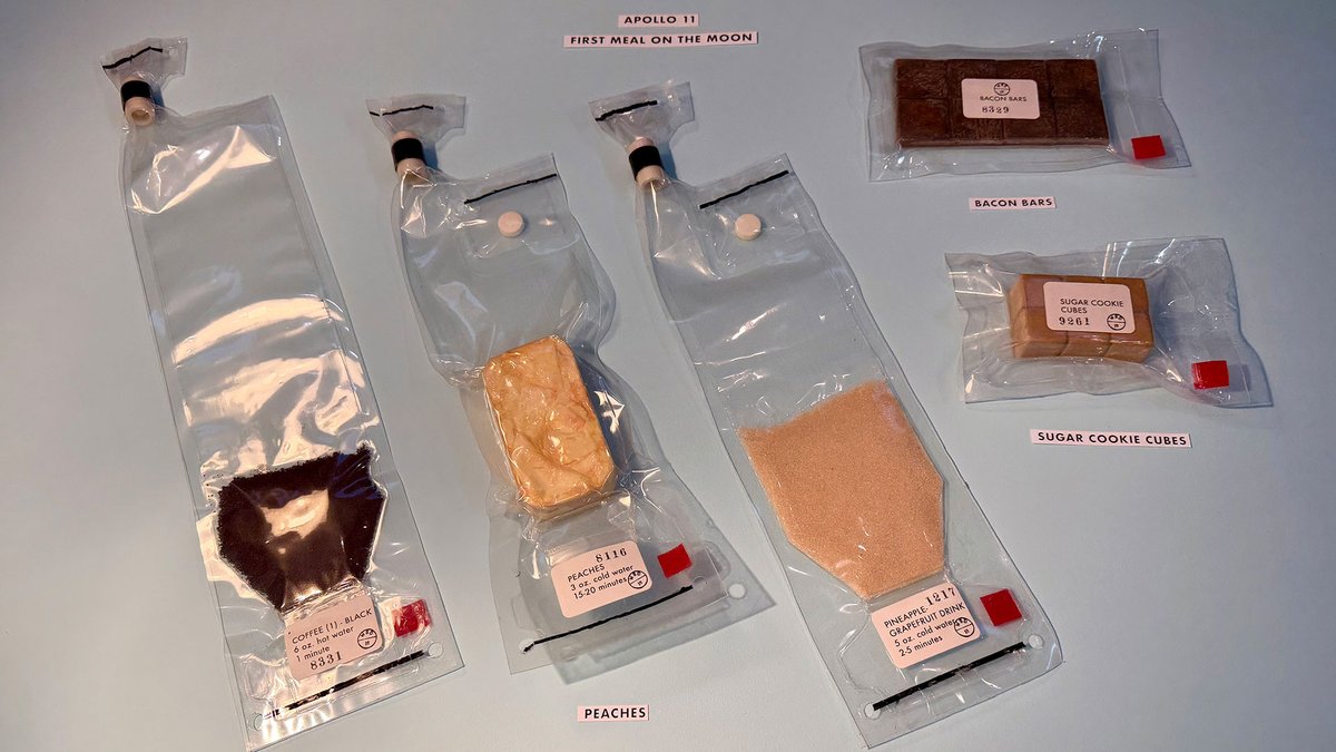 collectSPACE tweet media