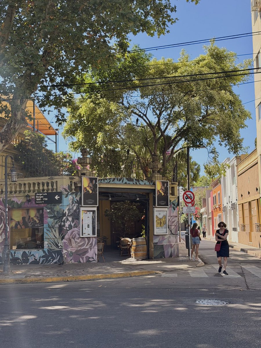 abrilzucchi's tweet photo. the great thing about Buenos Aires this time of the year is that it’s summer 

best weather ever https://t.co/ArLT9mP6S2