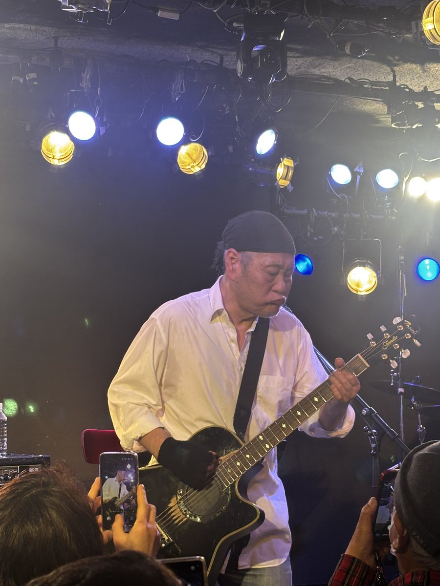 toshihonnin's tweet photo. 2026/02/06

泉谷しげる @ SECOND CRUTCH

1曲目の「カウントダウン」で
涙腺崩壊

きっとワシのために、
演ってくれたんだと
思い込むヤバい
60代の男 https://t.co/kERJhi2t3i