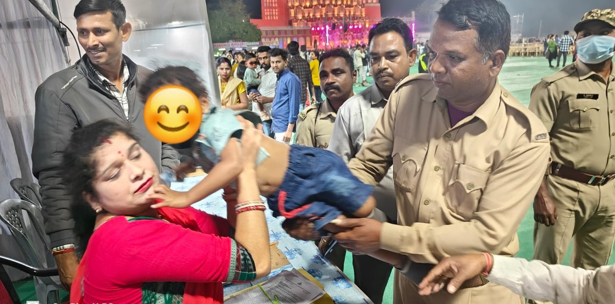 SPNUAPADA's tweet photo. Nuapada Police promptly rescued 3 children that went missing at Khariar Mohatsav and successfully reunited them with their families.
🔰 Nuapada Police:- Always at your service, always for your safety.
#NuapadaPolice #ChildSafety #MissingChildrenFound #SafeAndSecure #PoliceForPeople
#communitypolicing
@DGPOdisha
@odisha_police
@CIDOdisha
@digswrkoraput
@DM_Nuapada