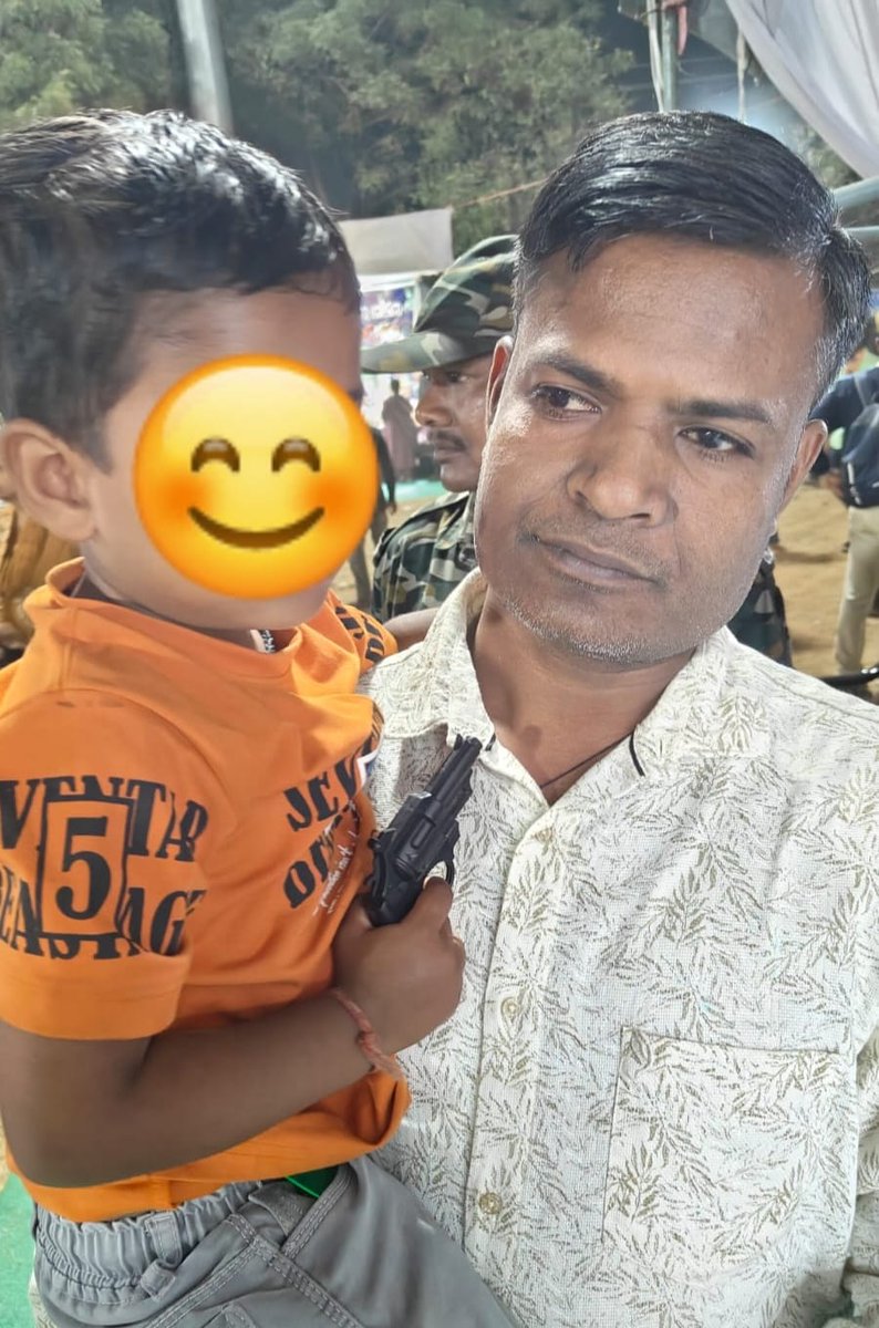 SPNUAPADA's tweet photo. Nuapada Police promptly rescued 3 children that went missing at Khariar Mohatsav and successfully reunited them with their families.
🔰 Nuapada Police:- Always at your service, always for your safety.
#NuapadaPolice #ChildSafety #MissingChildrenFound #SafeAndSecure #PoliceForPeople
#communitypolicing
@DGPOdisha
@odisha_police
@CIDOdisha
@digswrkoraput
@DM_Nuapada