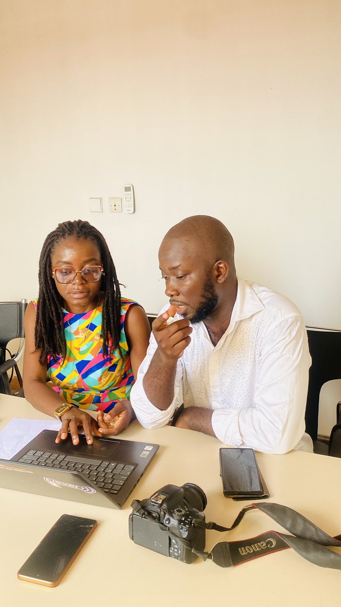 Youthfim's tweet photo. 🤝Travailler en équipe, c'est plus que partager un bureau ou un écran.
C'est partager une #vision, des #idées et un #engagement.

À #Youthfim, nous avançons ensemble pour concevoir, planifier et mettre en œuvre des actions qui ont un réel impact dans nos communautés.

#TeamWork https://t.co/gvuEGFphTo