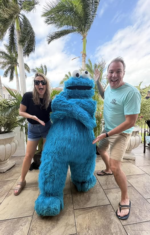 Move100Ottawa's tweet photo. PACK YOUR BAGS DONNA PARETE! 🧳✈️🏖️
You’re heading to Beaches Turks & Caicos on an all-inclusive Caribbean vacation for 2!!!
You could win by playing Move’s #PasswordToParadise. Weekdays 6AM-6PM. https://t.co/arUBbzTVEP #SophieandJeff #BeachesResorts #MadeofCaribbean #sponsored https://t.co/8aH0zcM3Ma