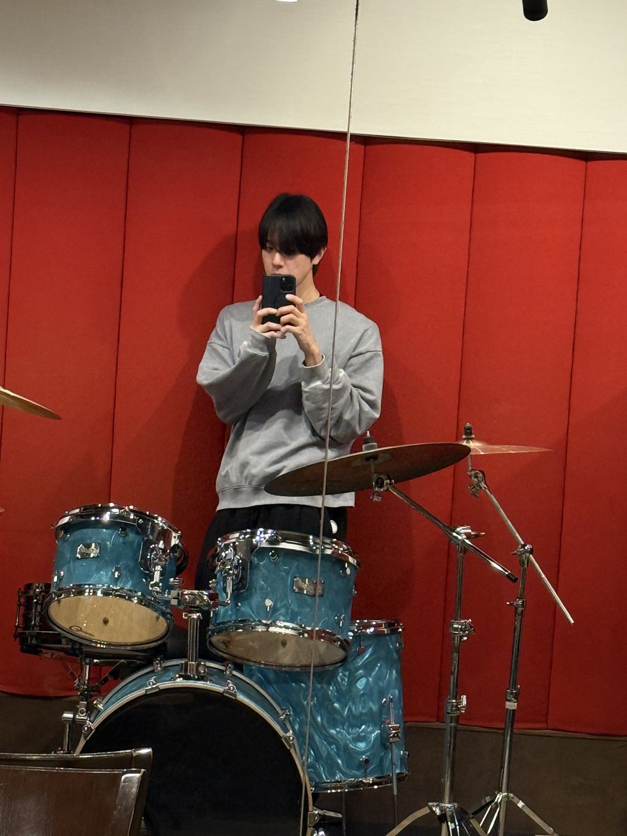 あと1週間後！世が世なら!!!さまとの楽しそ対バンイベントです！🥳✨
絶対にくるしかッ！
今日もトレーニン！🥁🥁

☆2月13日(金) 
YOGAYONA TO LIBERAME NARA 世が世なら!!!強化企画『対バン10連 -Road to LINE CUBE SHIBUYA-DAY10』
at 渋谷GUILTY
 🎫 tiget.net/events/458145 
宜しくです🙂‍↕️