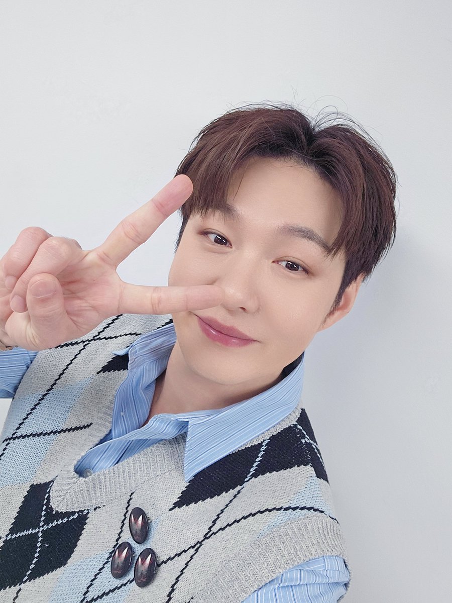 LEECHANGSUB OFFICIAL tweet media
