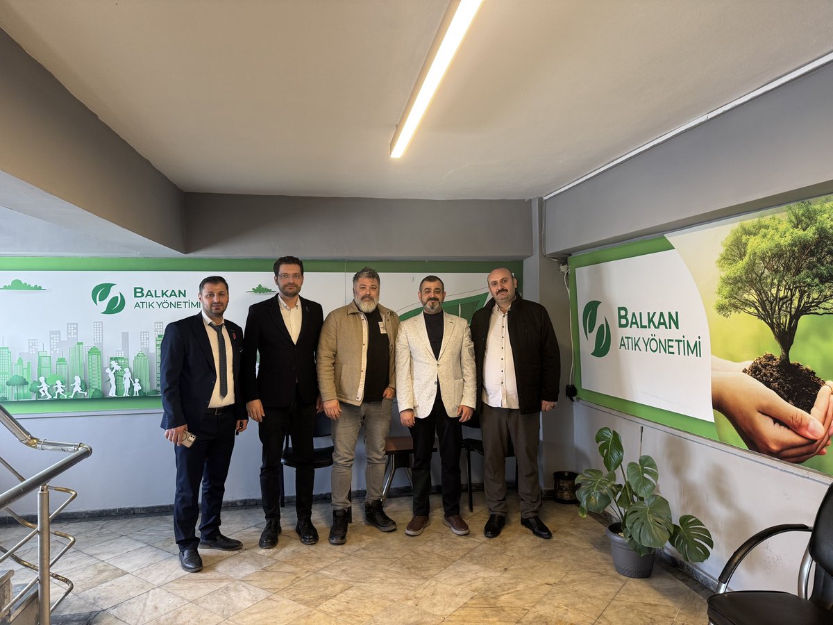 Sektör Kurulu Komisyonu Başkanımız Burak Gül, Makine Sektör Kurulu Başkanımız Muharrem Sarıgül, Enerji ve Çevre Sektör Kurulu Üyemiz Hakan Başalan ve Metal Maden Sektör Kurulu Üyesi İzzet Şahin Balkan Atık Yönetimi İşletme Müdürü Kaan Ulusoy’u işyerinde ziyaret etti.