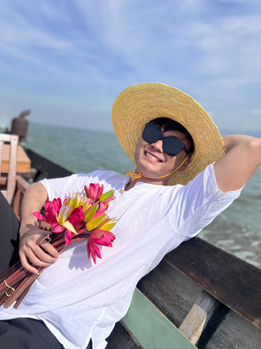 saisilynn8834's tweet photo. Inlay 🤍🤍🤍
#saisilynn
#inlay
#myanmar https://t.co/qHYEsXZUjw
