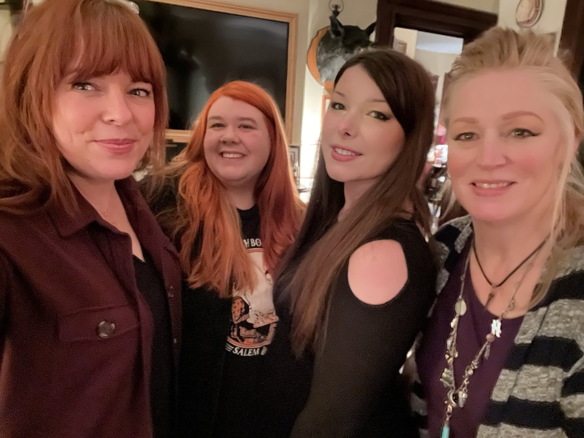 Amy Bruni tweet media