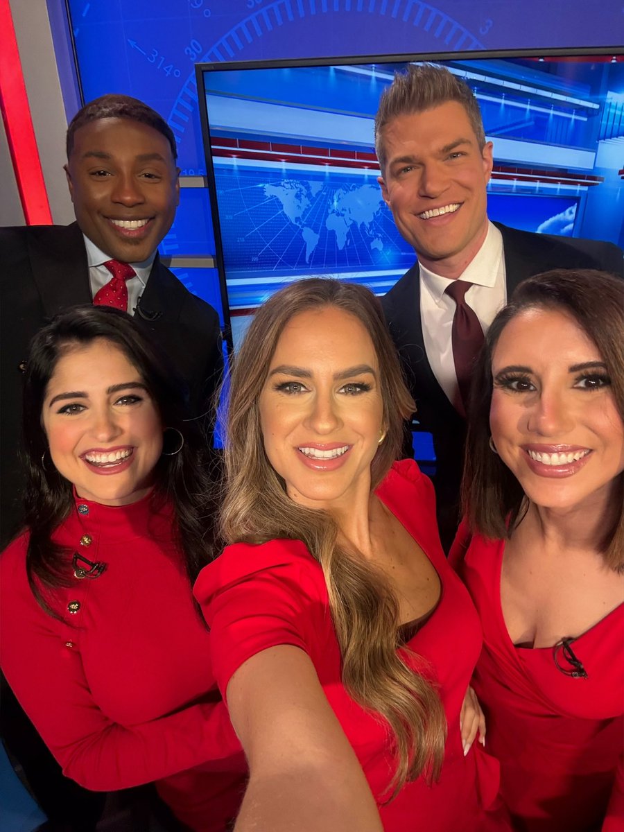 VivianGonzalez7's tweet photo. We’re wearing red with purpose. 

The 7News team is proud to stand together for National #WearRedDay, supporting heart health for all. ❤️

@AmericanHeartFL @wsvn @abcmiami18 https://t.co/qbBIhtuToZ
