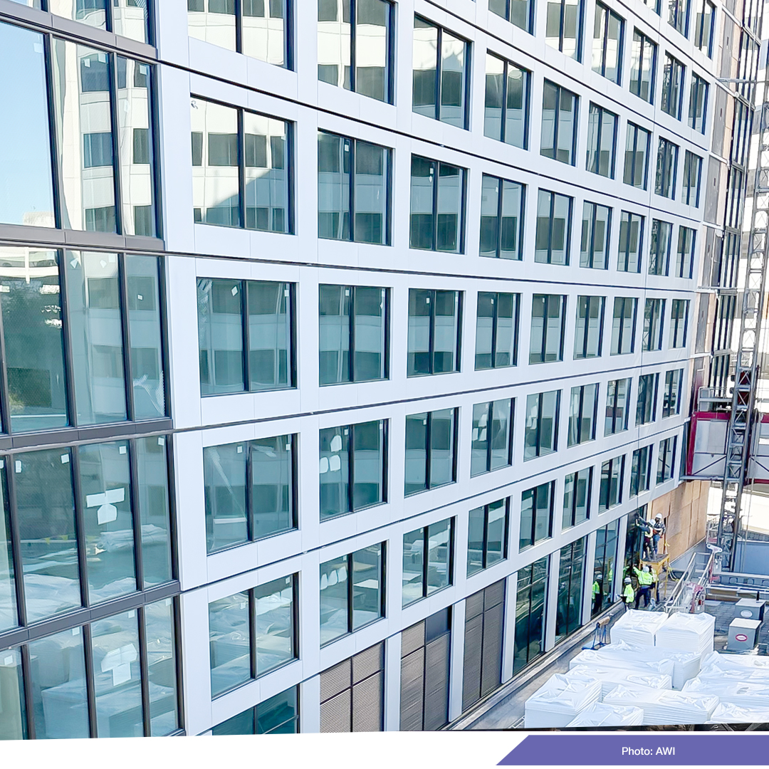advancedwindow's tweet image. Looking better and better as more installation is completed by our AWI teams at the renovation project in Houston with The Greenleigh, one of our first local projects there. Partners: Rockbridge, @questwindows 
#glassandglazing #glazing #windowsystems #houston #hotels