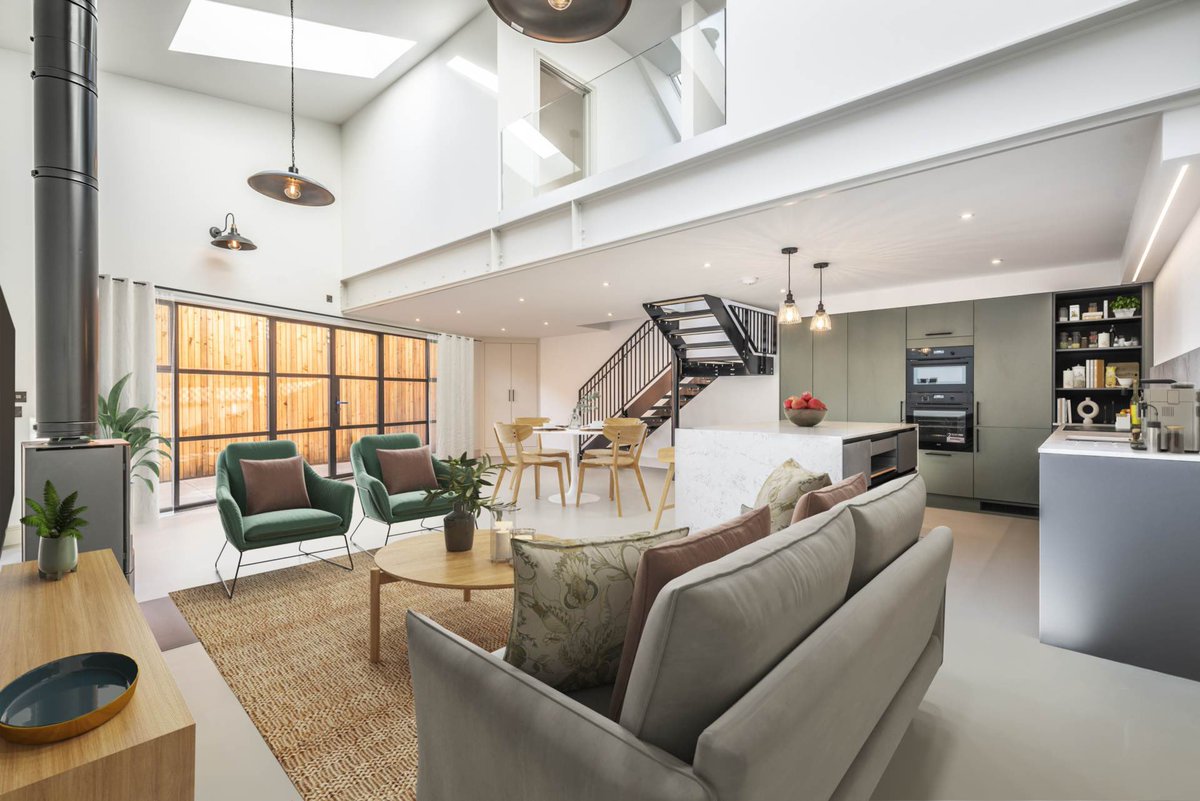 NEW LISTING IN TUNBRIDGE WELLS! GUIDE PRICE £825k: Unique 3-bedroom newly built house with driveway and courtyard garden
flyingfishproperties.co.uk/property-for-s…
.
.
.
#tunbridgewells #tonbridge #bidborough #southborough #southboroughcommon