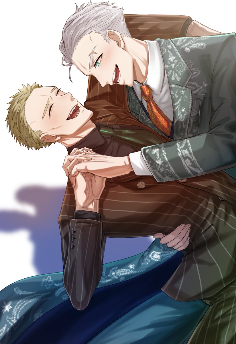 うめひい　　🕺💃
慣れない下手くそダンスで笑っちゃう二人が見たい
（側から見たら普通に様になってそう）