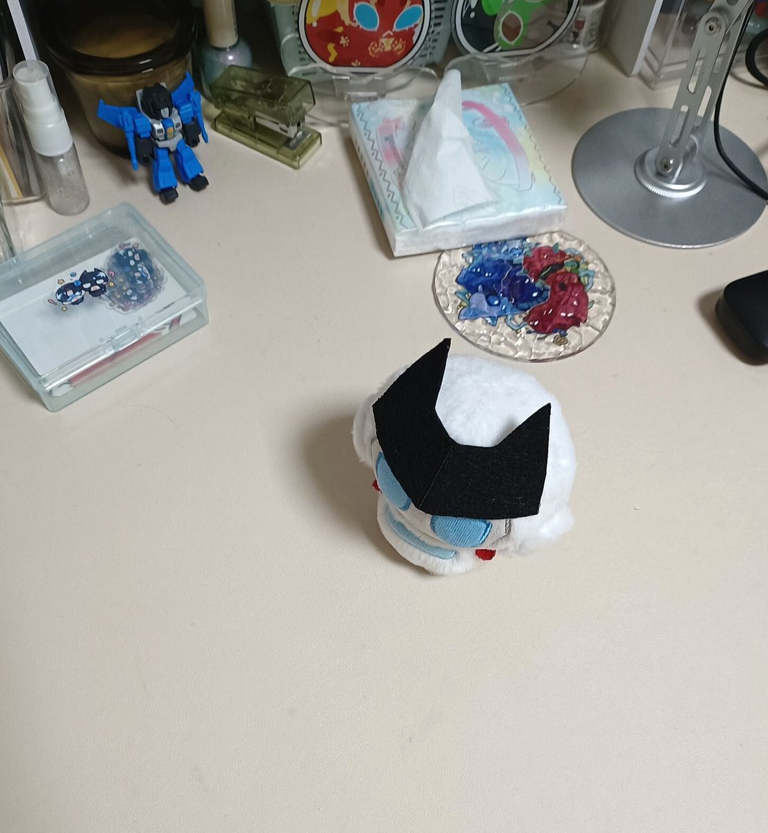 Today I received the first sample from the factory, and we are now preparing for the second sample and making fine-tuning adjustments. Is anyone interested in this Ratchet doll? If there is a need, I will try to arrange a general sale so that everyone can get one.🥰🥰🥰