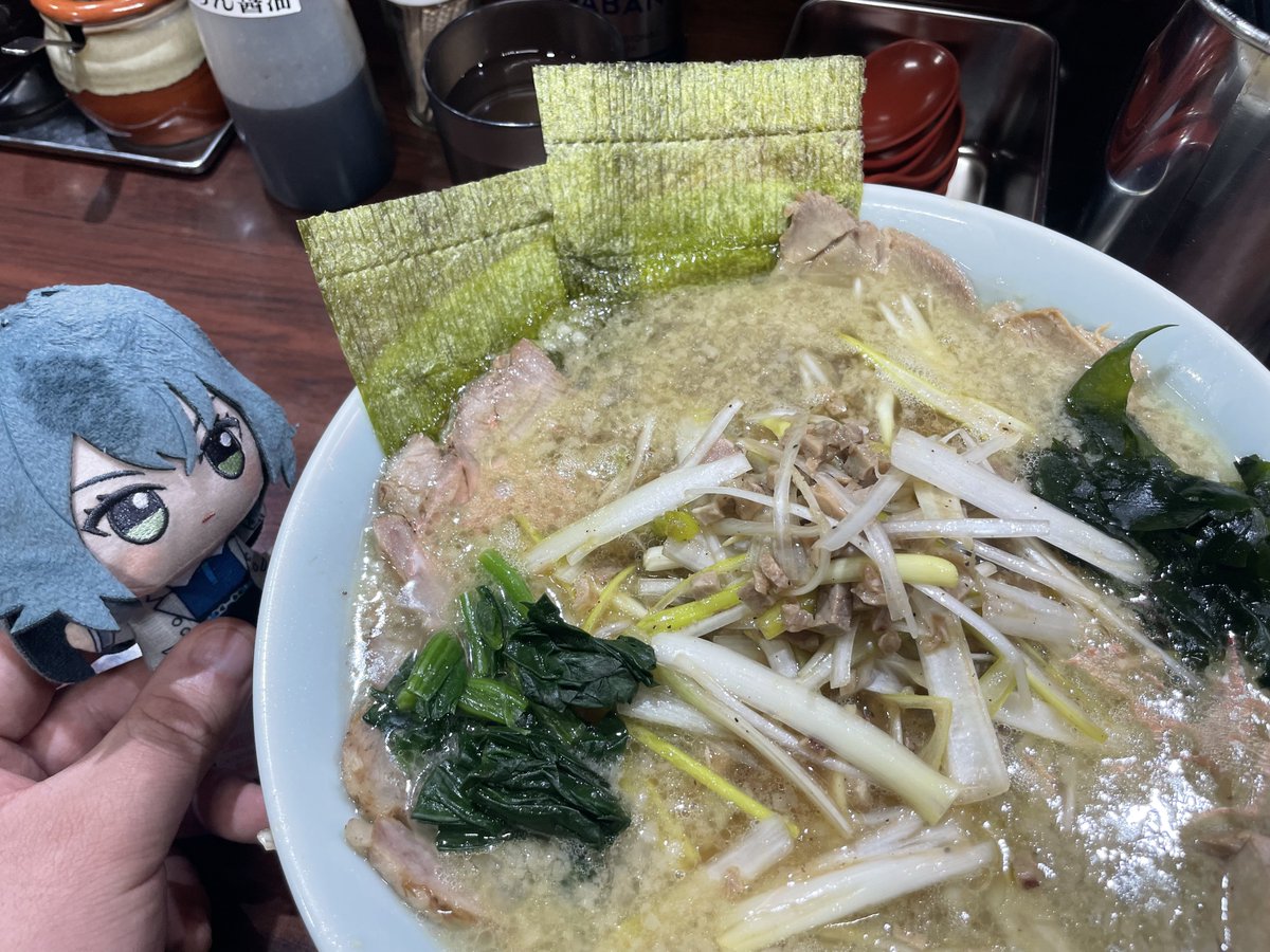 gekishin777's tweet photo. リア友がてまぬいくれたから今後ラーメン屋行ったらぬい活しますw https://t.co/bORqYB2XiM