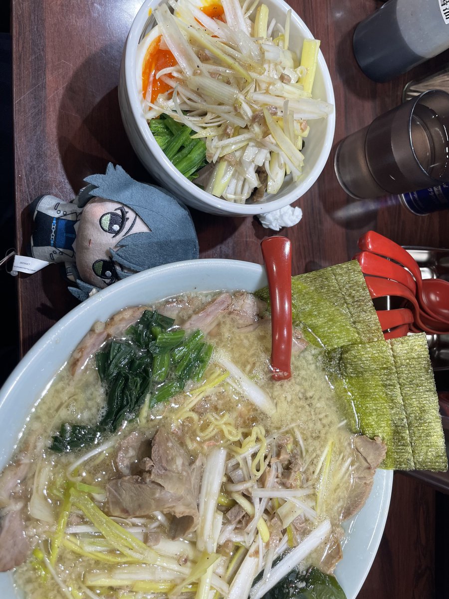 gekishin777's tweet photo. リア友がてまぬいくれたから今後ラーメン屋行ったらぬい活しますw https://t.co/bORqYB2XiM