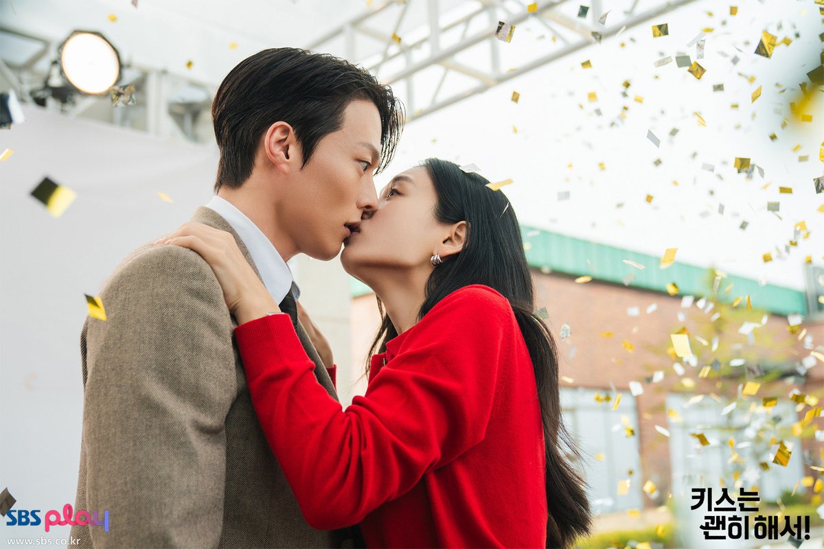#키스는괜히해서
#ダイナマイトキス

1話から大興奮のまま5話だけど、ひたすらコンジヒョクのキャラとお顔が大優勝すぎて、ここ数日幸せ🤤💕

키스가 뭐라고 … 💋🤣🤣ㅋㅋㅋ