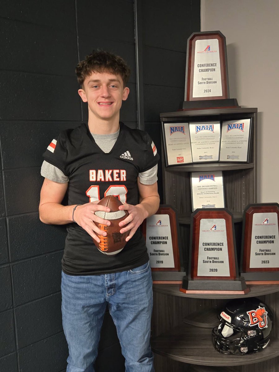 Very blessed to announce my commitment to <a href="/BakerU_Football/">Baker University Football</a>!! So thankful for everyone who has helped and guided me along the way!! Let’s work <a href="/CoachMRegalado/">Miguel Regalado</a>!!!