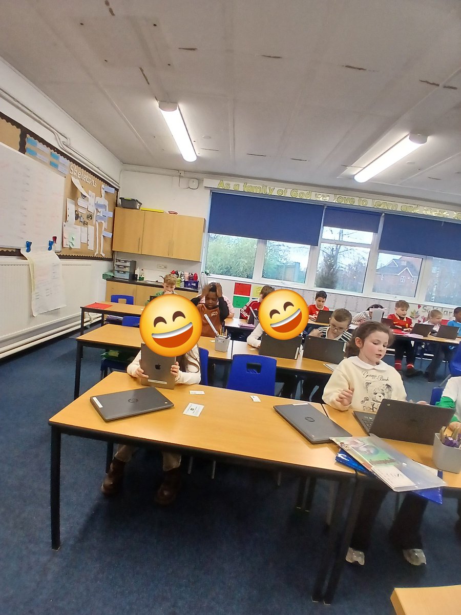 stcharlesrcpri1's tweet photo. Year 3 working hard on their NSPCC Rocks competition. Celebrating Number Day @NSPCC #NumberDay #icandomaths https://t.co/IqfrftC3GJ