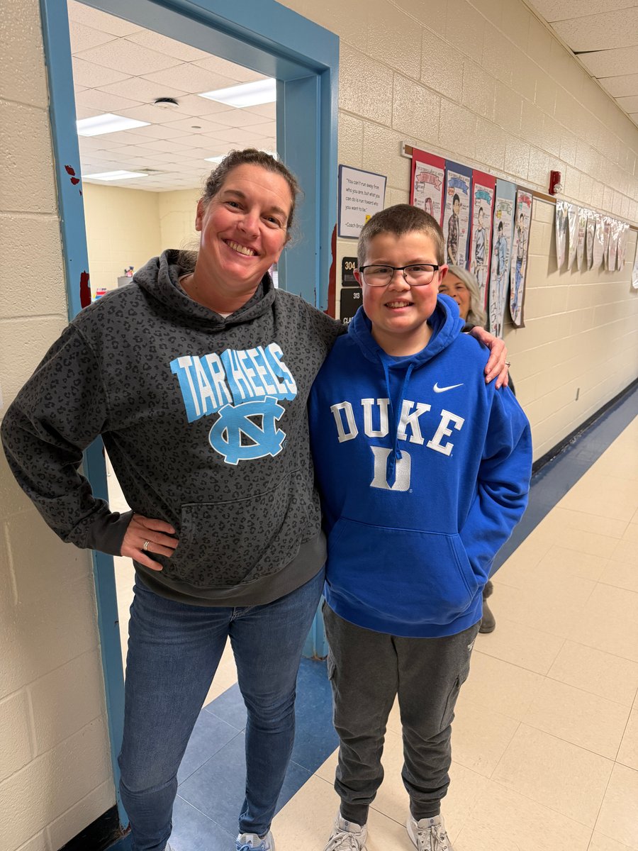 PiedmontMSNC's tweet photo. Nothing like a little student/teacher friendly rivalry! ๐๐
Duke ๐ Carolina โ we want to know where you stand!
๐ = Carolina
โค๏ธย = Duke
Let the (friendly!) competition begin! ๐๐ฅ
#PantherPride #PDMSPanthers #RivalryWeek #PantherStrong ๐พ @AGHoulihan @UCPSNC https://t.co/0BL9VkI7cd