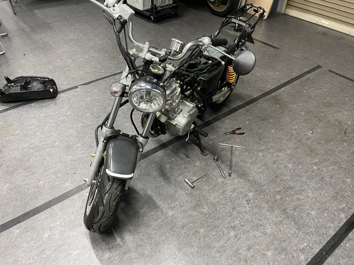 G4FGA's tweet photo. 今不動車を仕上げています。
ようやくエンジンかかった https://t.co/OGxRcyHkxu