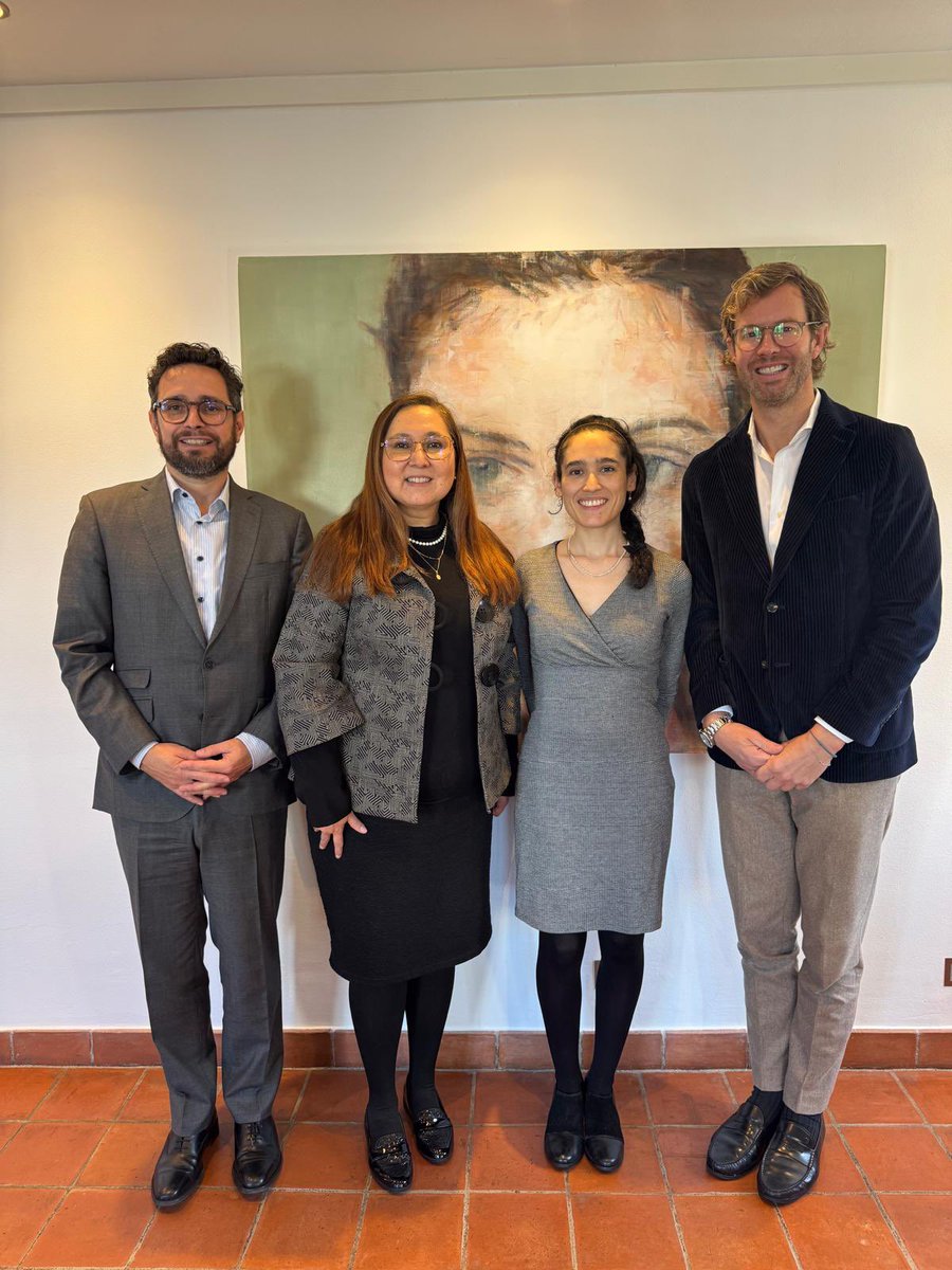 Embajada de Chile en Suiza y Liechtenstein tweet media