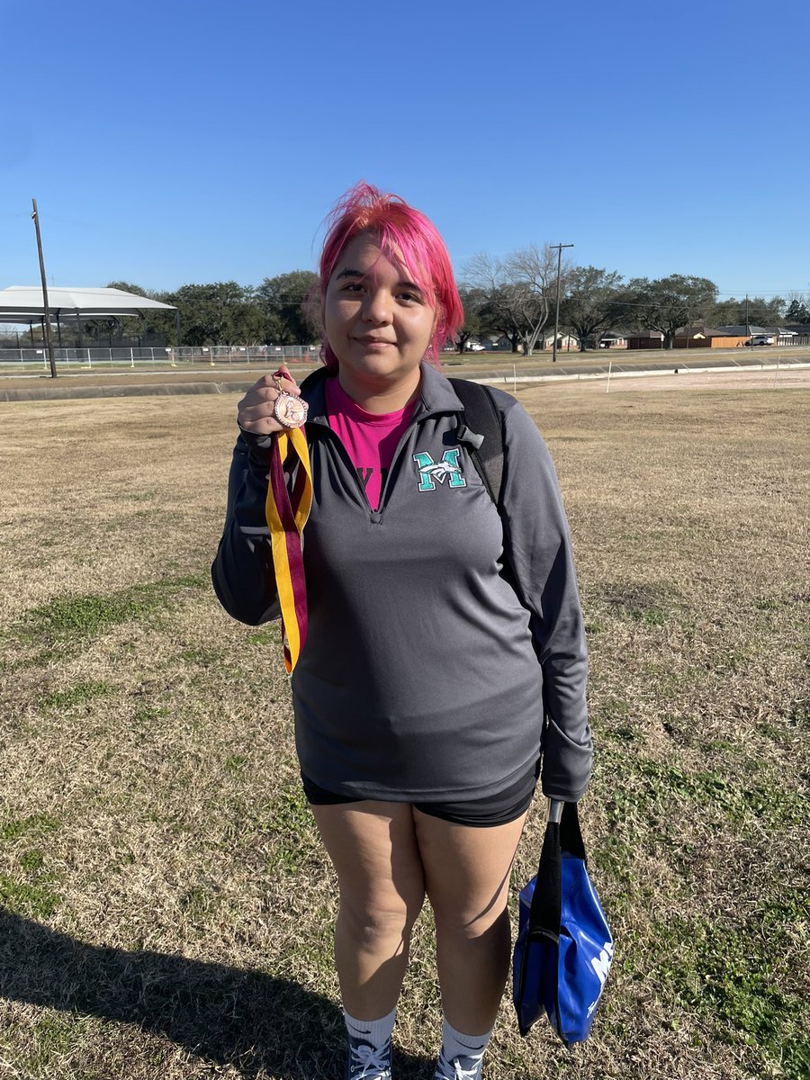 Memorial Mavericks T&F tweet media