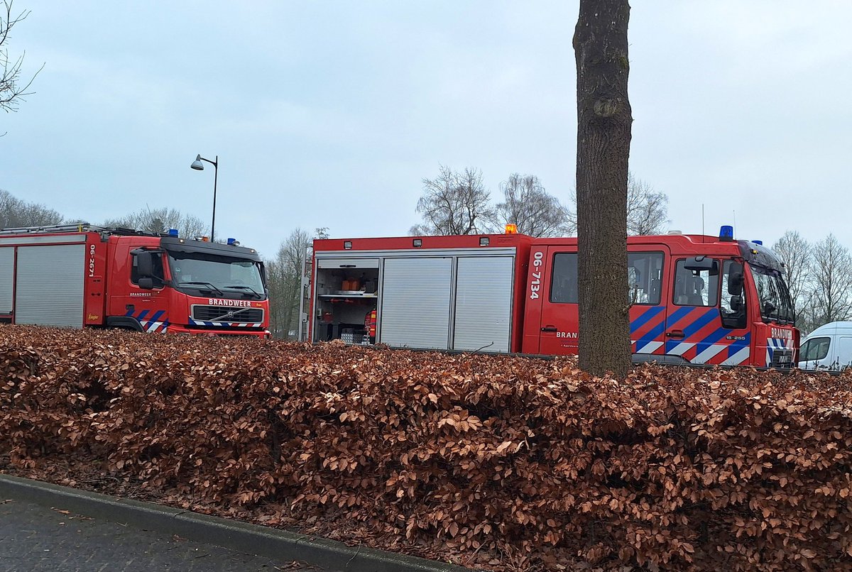 joshua_josprijs's tweet image. Ongeval letsel Zutphensestraat #apeldoorn t.h.v. auto smaling .