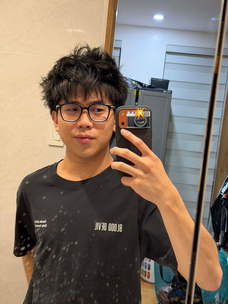 Umisa pa talaga s’ya. See you next month, Ward! Salamat at naalala mo pa na may channel ka. 😂

<a href="/Edwardzy1/">Edwardwardz</a>