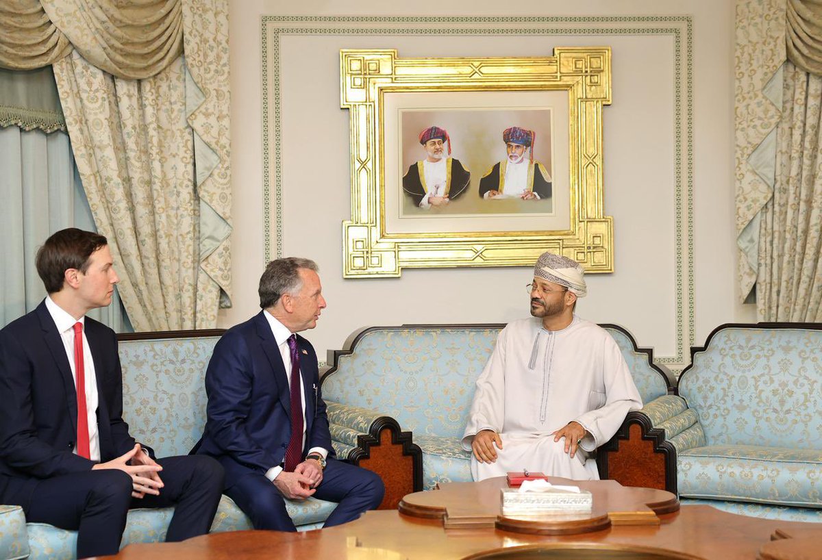 badralbusaidi's tweet image. Very serious talks mediating between Iran and the US in Muscat today.
It was useful to clarify both Iranian and American thinking and identify areas for possible progress. We aim to reconvene in due course, with the results to be considered carefully in Tehran and Washington.