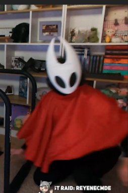 This frame from stream is frying me. 

Hornet sighting 👀