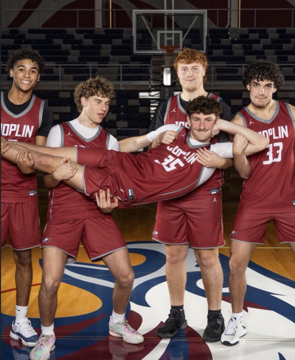 Barstool Neosho tweet media