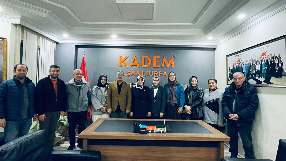 URFOD Urfa Fotoğraf Sanatçıları Derneği Başkanı Sayın Bünyamin Çadırcı ve kıymetli ekibinin gerçekleştirdiği nazik ziyaret için teşekkür ediyor, sanat ve toplumsal duyarlılık odağında verimli iş birlikleri diliyoruz.<a href="/bcadirci/">bünyamin çadırcı</a>