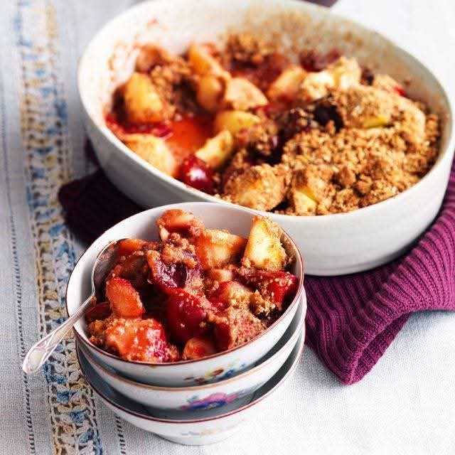 Spiced apple and plum crumble
If youʼre hankering after a hot pud, our incredible crumble comes with a lip-smacking zesty zing
From our member website 😋