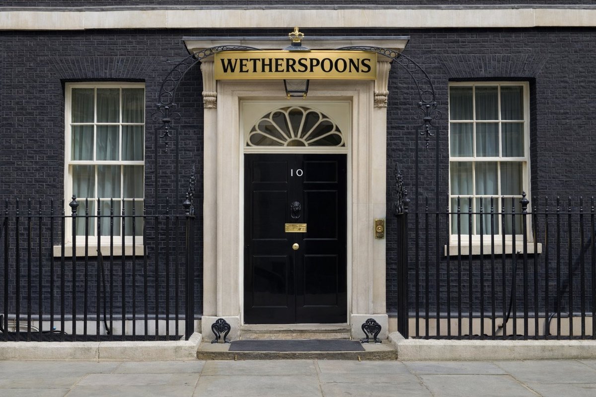 No Context Brits tweet media