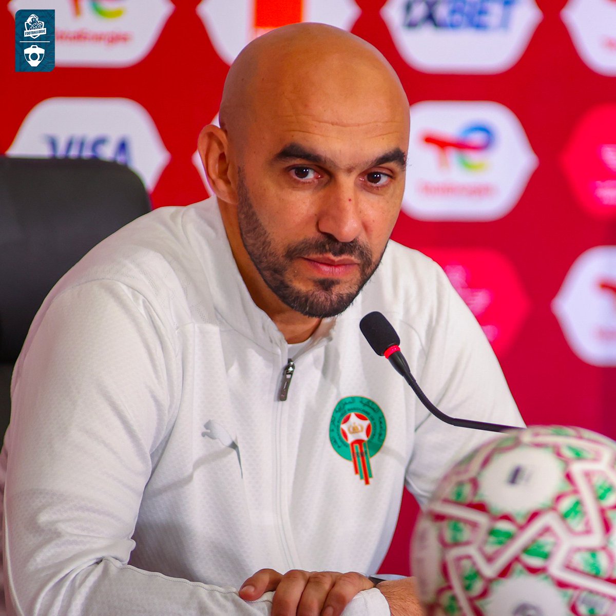 Footballogue's tweet photo. 🚨 𝗟𝗔 𝗙𝗘́𝗗𝗘́𝗥𝗔𝗧𝗜𝗢𝗡 𝗠𝗔𝗥𝗢𝗖𝗔𝗜𝗡𝗘 𝗖𝗢𝗡𝗧𝗘𝗦𝗧𝗘 𝗟𝗘𝗦 𝗜𝗡𝗙𝗢𝗥𝗠𝗔𝗧𝗜𝗢𝗡𝗦 𝗦𝗨𝗥 𝗟𝗔 𝗗𝗘𝗠𝗔𝗡𝗗𝗘 𝗗𝗘 𝗗𝗘́𝗠𝗜𝗦𝗦𝗜𝗢𝗡 𝗗𝗘 𝗪𝗔𝗟𝗜𝗗 𝗥𝗘𝗚𝗥𝗔𝗚𝗨𝗜 ! ❌🇲🇦

"𝗟𝗮 𝗙𝗲́𝗱𝗲́𝗿𝗮𝘁𝗶𝗼𝗻 𝗥𝗼𝘆𝗮𝗹𝗲 𝗠𝗮𝗿𝗼𝗰𝗮𝗶𝗻𝗲 𝗱𝗲 𝗙𝗼𝗼𝘁𝗯𝗮𝗹𝗹 𝗱𝗲́𝗺𝗲𝗻𝘁 𝗰𝗮𝘁𝗲́𝗴𝗼𝗿𝗶𝗾𝘂𝗲𝗺𝗲𝗻𝘁 les informations relayées par certains médias concernant la 𝗽𝗿𝗲́𝘁𝗲𝗻𝗱𝘂𝗲 𝗱𝗲́𝗺𝗶𝘀𝘀𝗶𝗼𝗻 𝗱𝗲 𝗹’𝗲𝗻𝘁𝗿𝗮𝗶̂𝗻𝗲𝘂𝗿 𝗱𝗲 𝗹’𝗲́𝗾𝘂𝗶𝗽𝗲 𝗻𝗮𝘁𝗶𝗼𝗻𝗮𝗹𝗲, M. Walid Regragui, de ses fonctions."

(Communiqué)