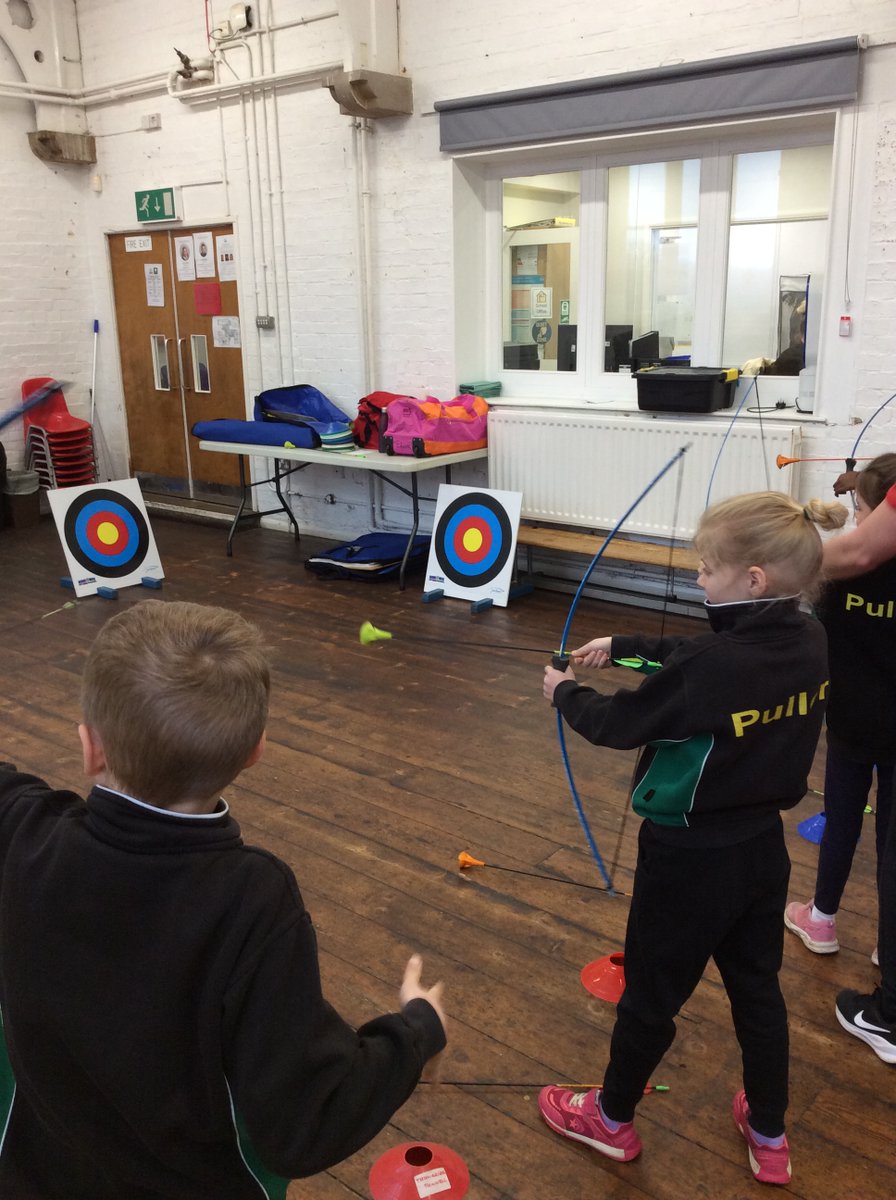 🏹🎯 An Active Day of Archery and Boccia!
Our pupils had a brilliant time with Mrs Lisa Robinson from the Hertford &amp; Ware School Sports Partnership, taking part in archery and boccia. Fantastic teamwork, confidence, and enthusiasm all round — thank you, Mrs Robinson! 🌟👏