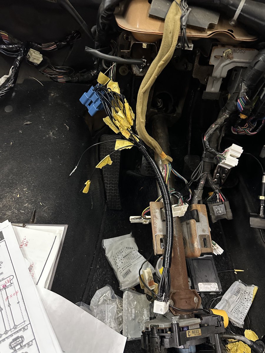 NB8c1839's tweet photo. 需要があるかないか分からないけど、ざっくりまとめると...

1.エンジン用意する
2.載せ替える
3.配線図と睨めっこw

こんな感じです！！
DIYでやろうって人もし居れば、DMで相談下さい
分かる範囲で答えます

一つ言えるのは、クランク角センサーが罠w https://t.co/RyDHhUkKz1