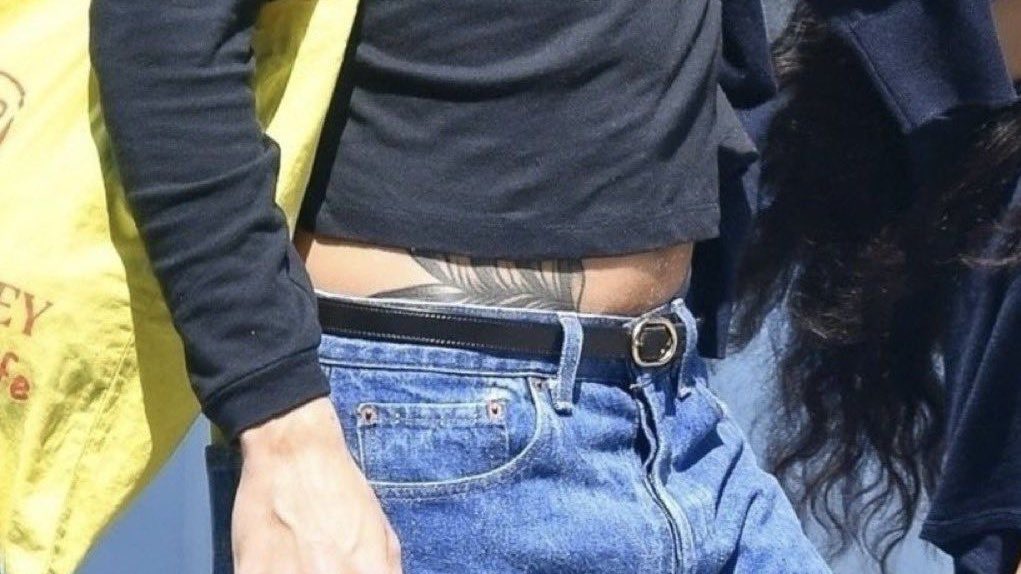 hsgaaay's tweet image. i need him so bad