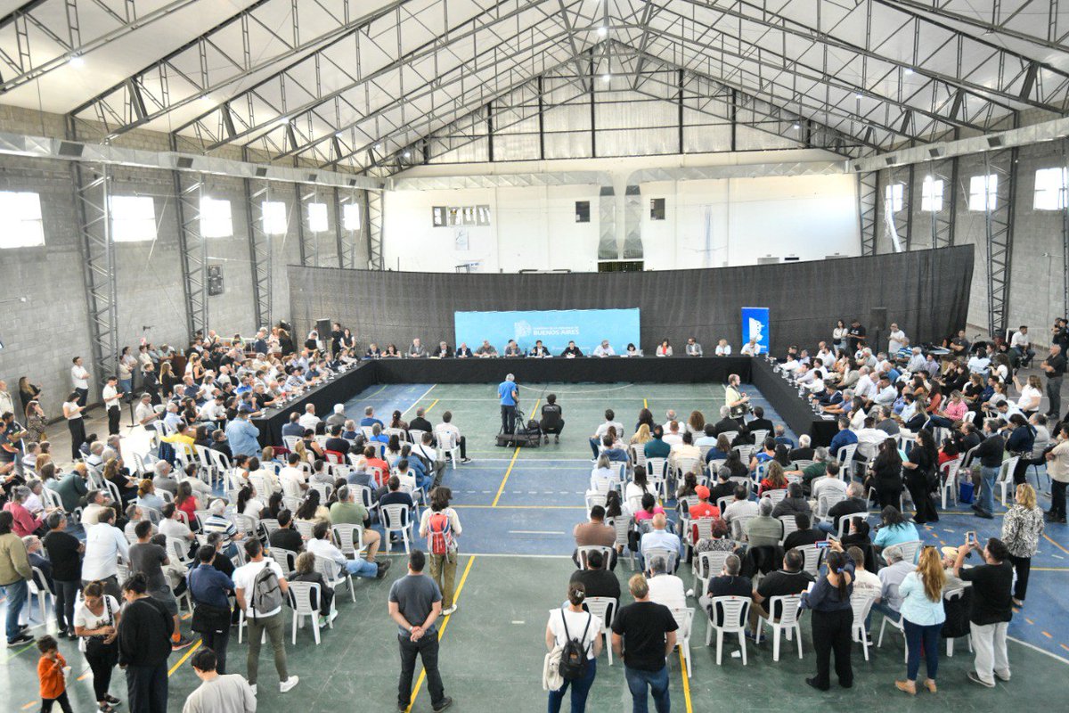 En Carmen de Patagones, <a href="/Kicillofok/">Axel Kicillof</a> inauguró el nuevo edificio del Jardín N° 910 y se reunió con representantes del sector productivo local y regional, junto al intendente Ricardo Marino.

Cuidar la educación, el trabajo y la producción para asegurar el futuro 💙