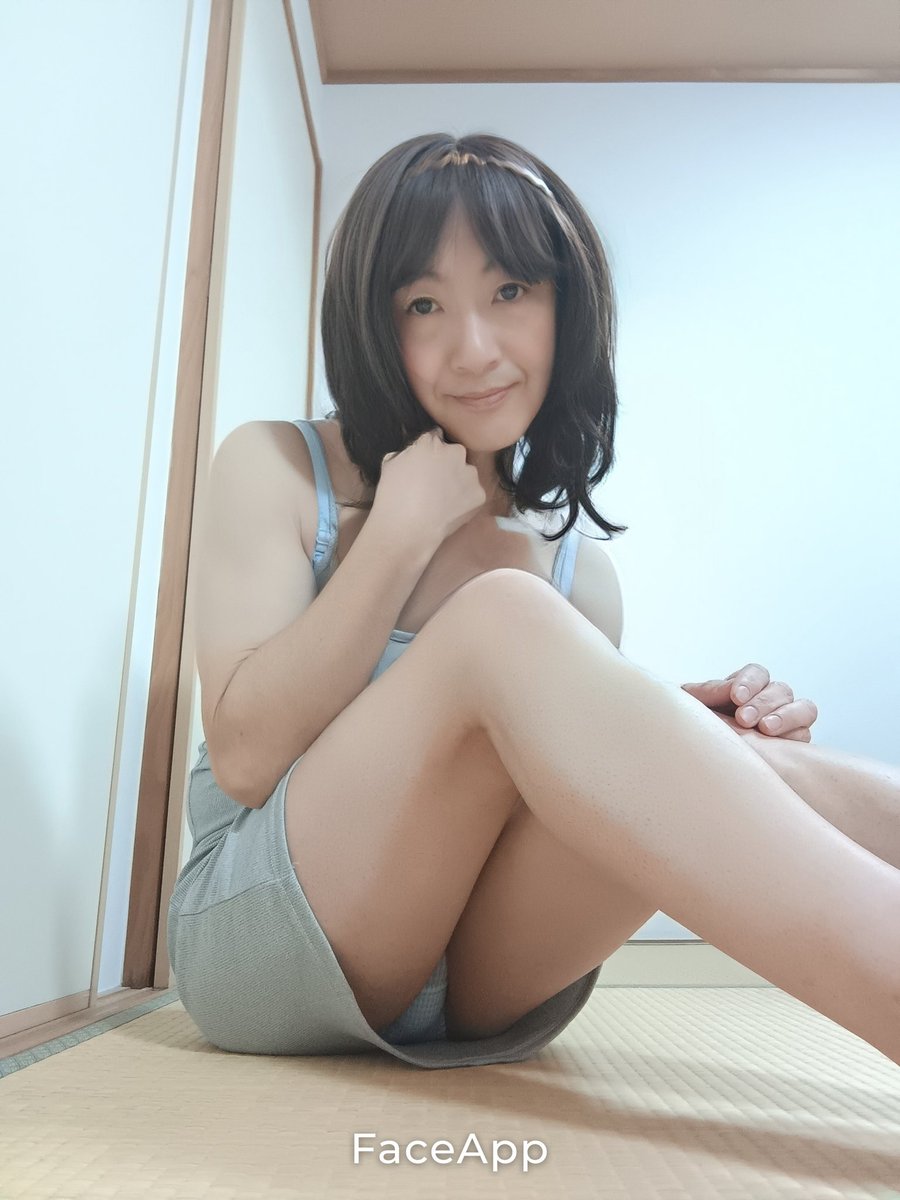 CoSyuco8's tweet photo. 何がしたかったかというと
安価で買った、ワンピースとコットンの下着が体にぴったりで、遊びに出掛けたくなった気持ちを写真で紛らわした。 https://t.co/T2cIp9kOFt