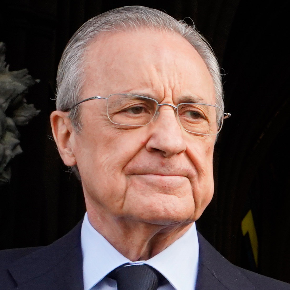 MadridUniversal's tweet image. 🚨 BREAKING: Florentino Pérez loves Pedri and wants to snatch him from Barcelona by repeating the Luis Figo deal.

Florentino is planning to sign Pedri from Barcelona in the 2027/2028 season.

— @DMQRealMadrid