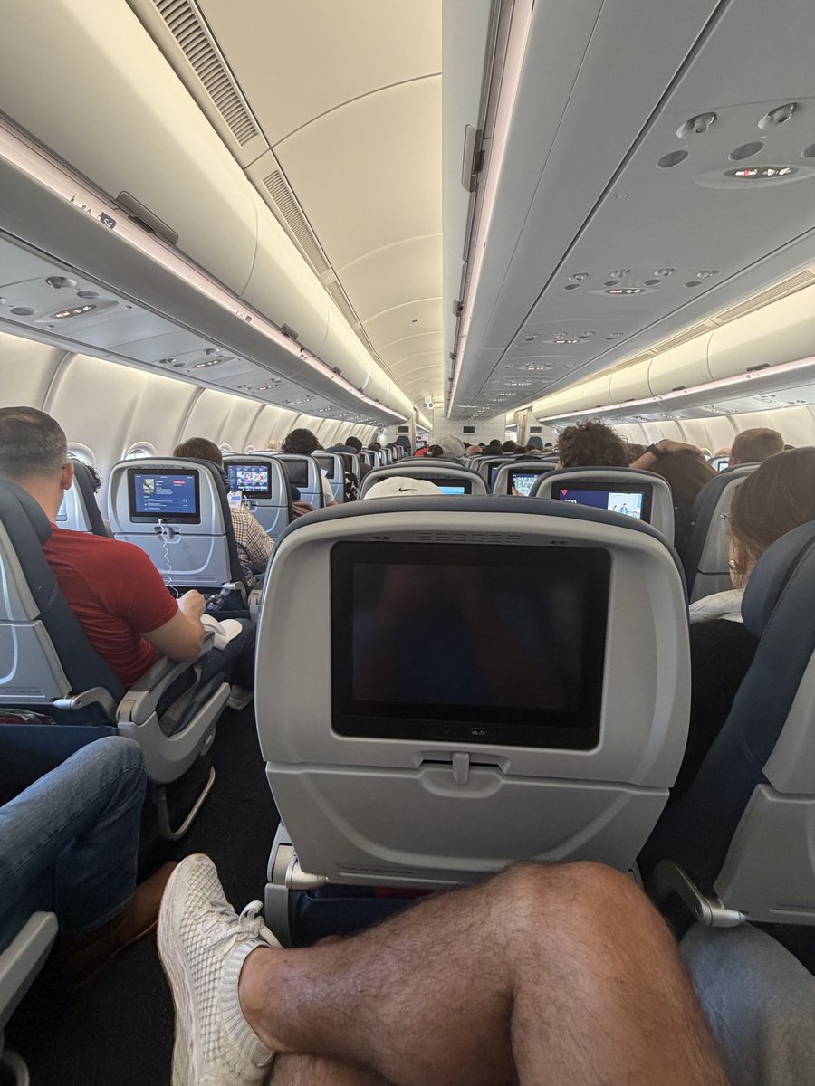 Wesley Bryan tweet media