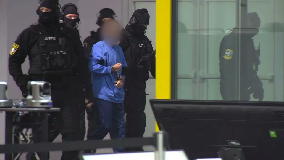 😩Ein paar Neuigkeiten zu Magdeburg😩

Ich schreibe das keineswegs, um irgendwen zu provozieren. Meine Aussage steht. 
Ich schreibe es, weil Schweigen irgendwann schwerer wiegt als jedes Wort und obwohl ich mir schwor nicht mehr dazu zu posten halt ich's nicht aus innerlich. Nun