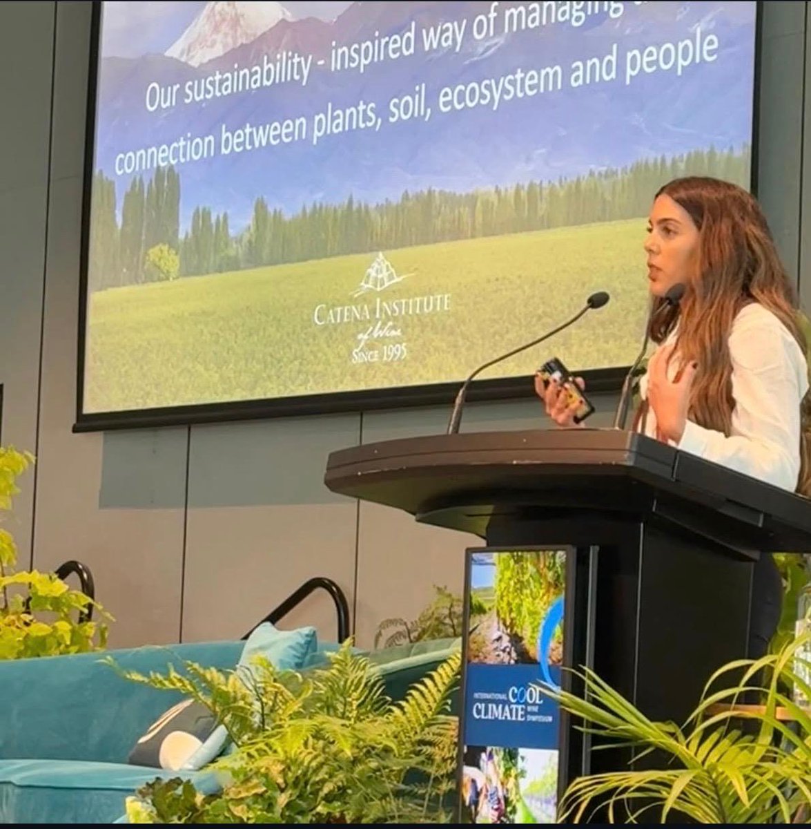 Catena Institute of Wine tweet media