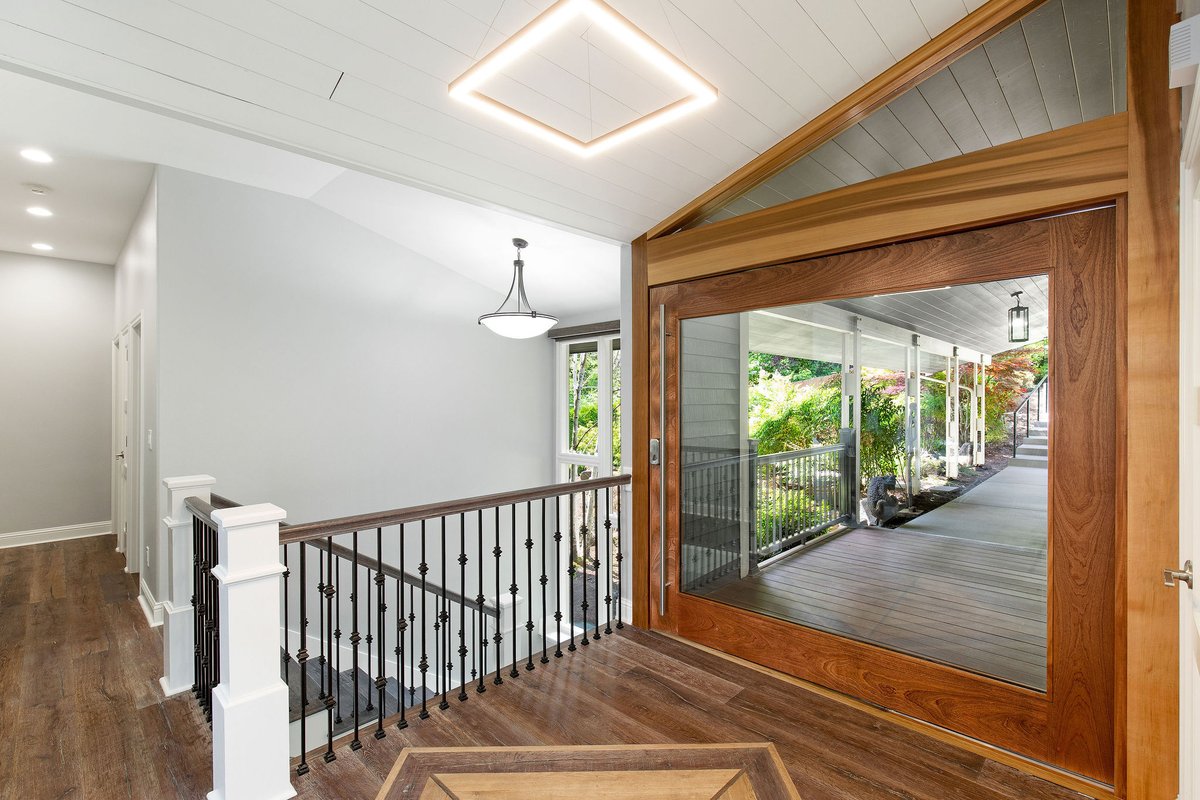 Fullwiler_Const's tweet photo. Grateful beyond words for the trust placed in us to remodel a home for one of Seattle's all-time great Seahawks. As we head into Super Bowl weekend, our whole team is rooting hard for the Hawks to bring it home. GO HAWKS!! 

#GoHawks #SuperBowlLX #Remodel #Contractor #WA https://t.co/NXpZHu3VoP