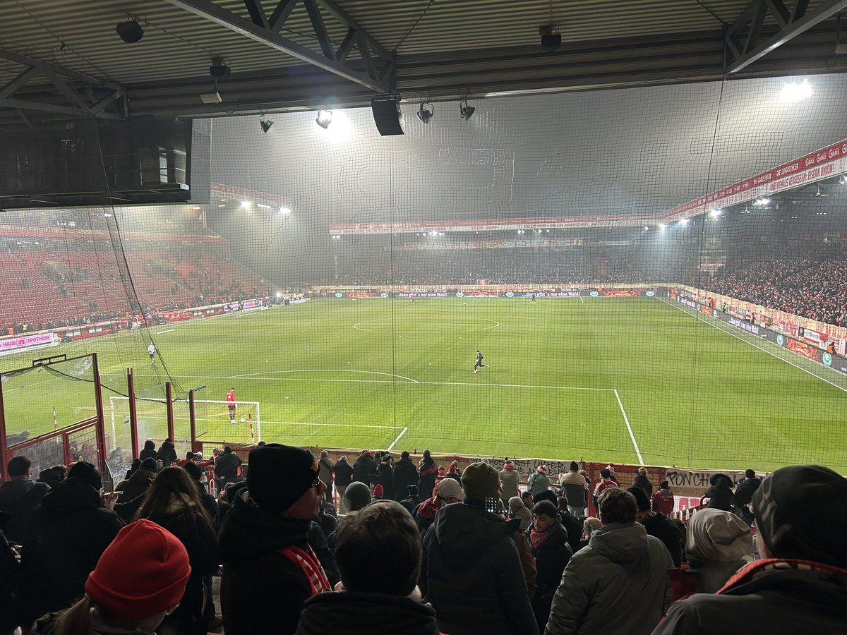 Harrison Dunks tweet media