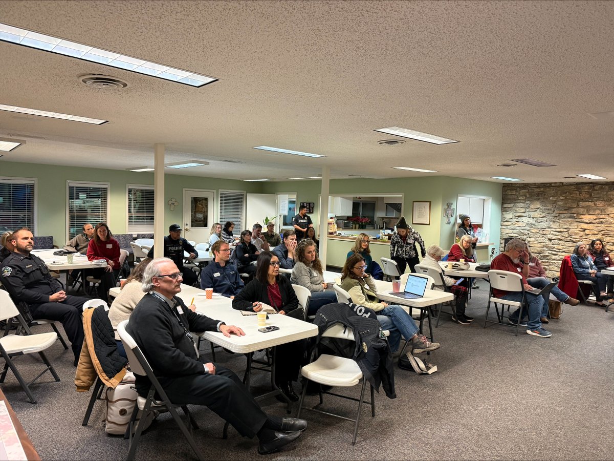 Austin Police Department tweet media